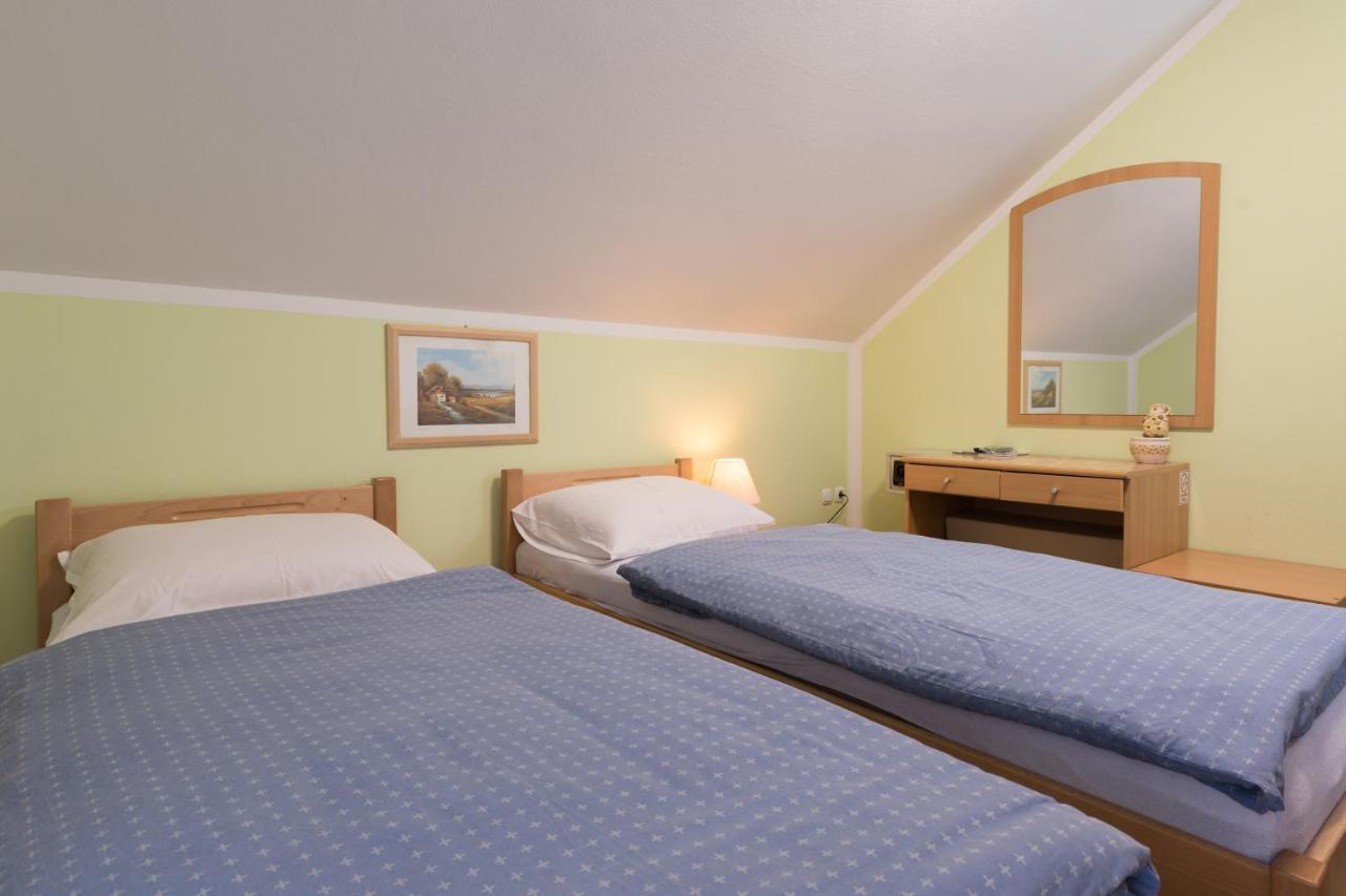 Guest House Bagi Pozega Esterno foto