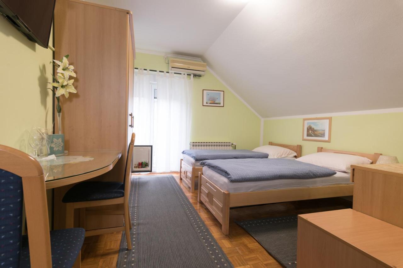 Guest House Bagi Pozega Esterno foto