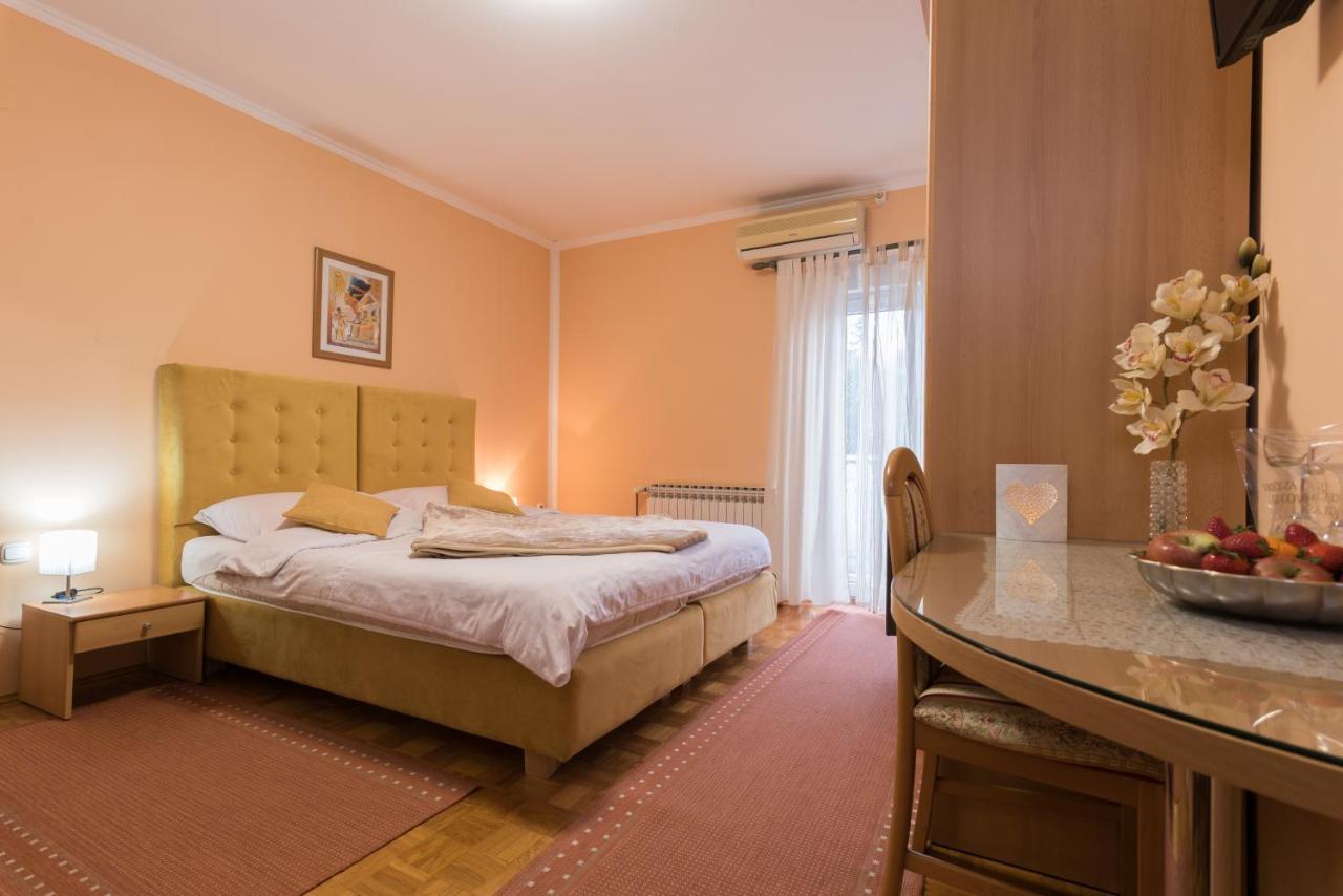 Guest House Bagi Pozega Esterno foto